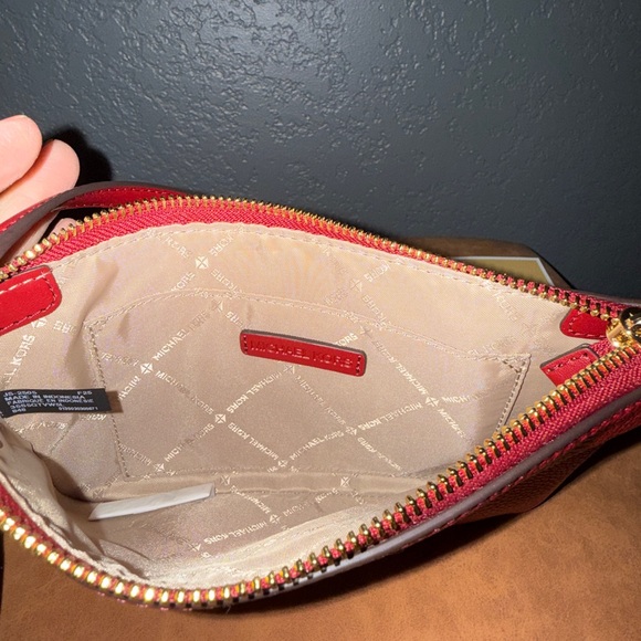 Michael Kors Jet Set Small Pebbled Leather Convertible Wristlet Cherry Red - Picture 8 of 8